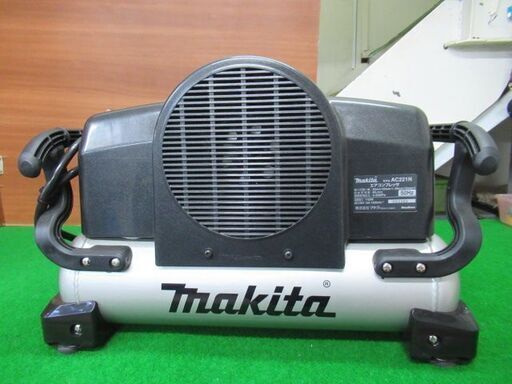 エアコンプレッサー(常圧専用) AC221N マキタ/makita 税込￥72,600-【店頭引取限定】【寄楽屋 きらくや 成田本店】