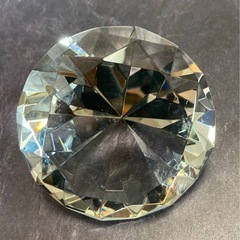 ガラス製　クリスタル　ダイヤモンドカット 70mm クリア/透明　箱入りの画像