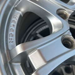 4本 キーラー フィールド トーヨータイヤ トランパス スタッドレス ハイエース 200系 215/70R15 15インチ 6穴の画像