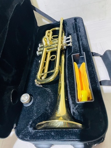 SELVA トランペット ケース付き
