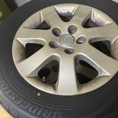 車のパーツ タイヤ、ホイールの画像