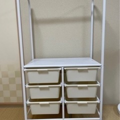 子供用収納ラックの画像