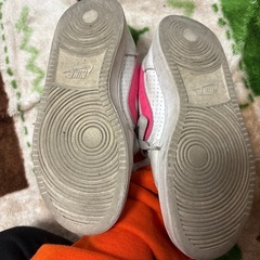 NIKE ピンク　訳あり　22.5の画像