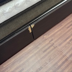 ダブルベッドの画像
