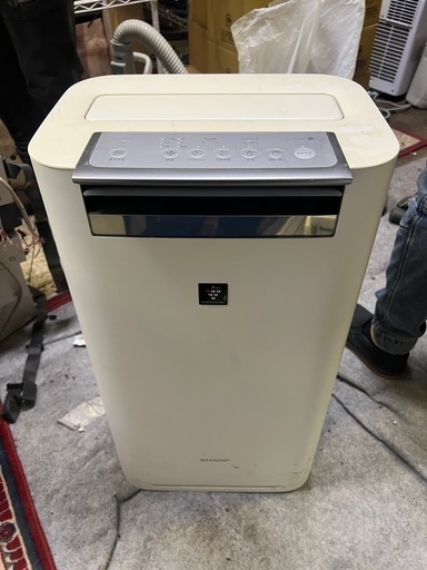 SHARP シャープ KI-JS70-W 加湿空気清浄機 プラズマクラスター 2019年製 スリムコンパクト 中古　現状品　動作品　 空気清浄