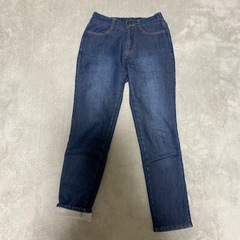 【中古】フェリシモ 裏ボアパンツ ジーンズ ウエスト61の画像