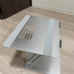 【BoYaTa】パソコン立ての画像