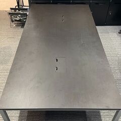 テーブル　240cm×120cm×70cm　業務使用