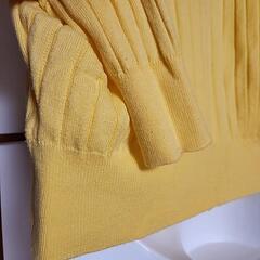 カーディガン　黄色の画像