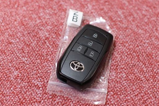 登録します　未使用・未登録　トヨタ純正 スマートキー 4ボタン　231451-2561　90ノア　ヴォクシー　10シエンタなど