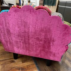 KARE　peacock velvet　1人掛けソファのご紹介！【トレファク入間25-02】の画像