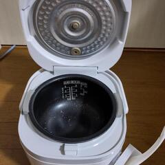炊飯器の画像