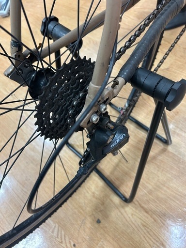 自転車　ロードバイク　TREK 