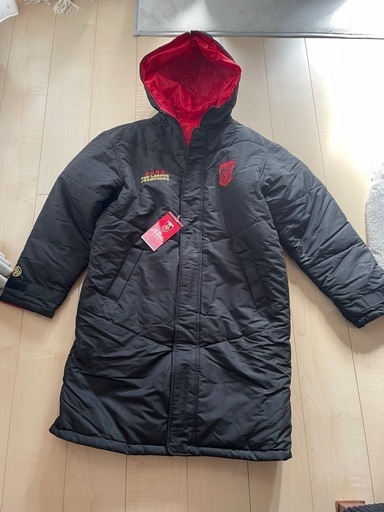 浦和レッズ 新品 ベンチコート(⁎⁍̴̛ᴗ⁍̴̛⁎) 人気 浦和レッズ新品タグ