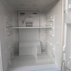SHARP 2006年製　冷蔵庫　　の画像
