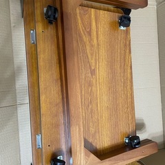 サイドテーブルの画像