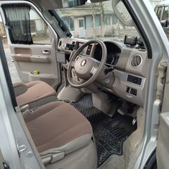 個人出品／スズキ エブリイワゴン／４WD・ターボ・ハイルーフ／平成19年車 ABA-DA64W K6Aツインカムターボエンジン／車検令和7年7月／リアヒーター・シートウォーマー・ＥＴＣ・キーレス・左イージークローザー／現在実働通勤車です。走行のびますの画像