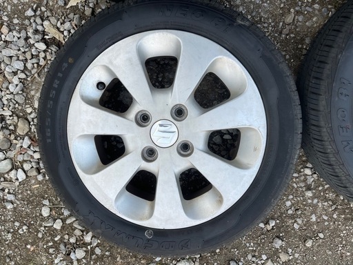 タイヤ　ホイール