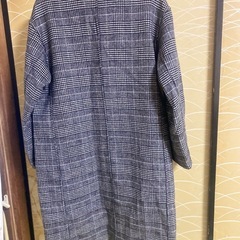 チェック柄ロング丈チェスターコート（美品）の画像