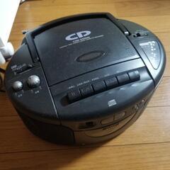 差し上げます⭐ジャンクCDラジカセの画像