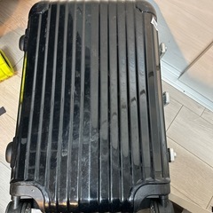 スーツケースの画像