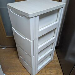 収納チェスト4段の画像