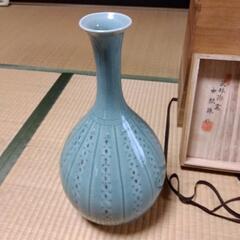 申根じゅ　青磁　壺の画像