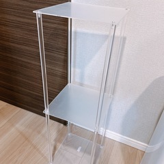 アクリル製サイドテーブルの画像