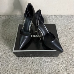 【176】ブラック ポインテッドトゥ ハイヒール　23.5cm