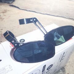 カーボン調ミラー譲ります。