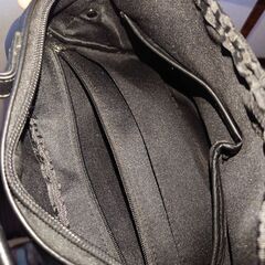 ショルダーバッグ　本革　の画像