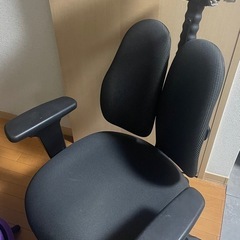 DUOREST チェア
  