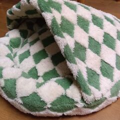 犬用ドーム型あったかベッド（未使用）