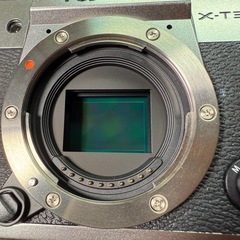 相談中:良品シャッター数6205回　FUJIFILM X-T30 [ボディ シルバー] の画像