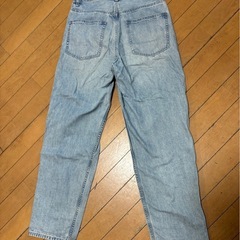 UNIQLO ワイドフィットジーンズ　デニムの画像