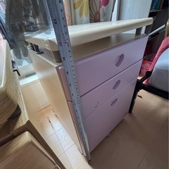 学習机引き出しの画像