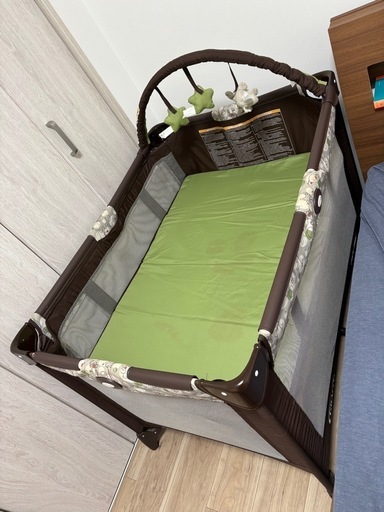 GRACO ベビーベッド(値下げ交渉受付ます\n)