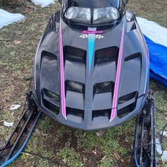 スノーモービル
