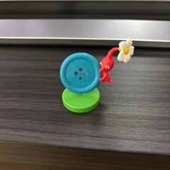 赤ピクミン　チョコエッグ　他キャラと交換可能の画像