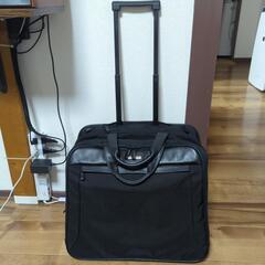 キャスター付きビジネスバッグ