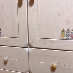 アンティーク　クローゼット　タンス　棚
の画像