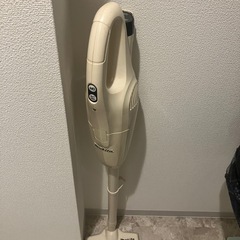 コードレス掃除機(MAKITA) 