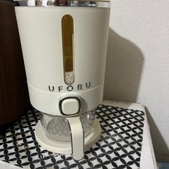 美品⭐︎米びつ　５キロの画像