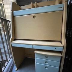 ライティングデスク学習机　
美品　差し上げ