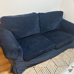 IKEAエークトルプ2人掛けソファの画像