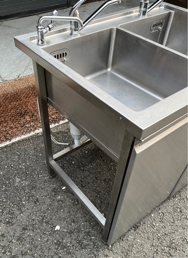 特注品 業務用 1槽シンク 混合水栓 蛇口付き 幅600×奥700×高さ940 業務用 1槽シンク 混合水栓 二口蛇口付き 幅600×奥700×高さ900