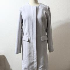 ヴェロフォンナ　ライトグレー ノーカラー　ロングコート 38の画像