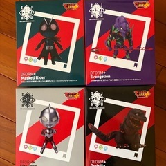 でふぉるむぷらす ラウンドワン限定ウルトラマン仮面ライダー