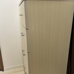 収納棚
の画像