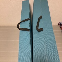 三つ折りマットレスの画像